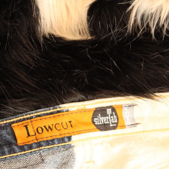 LEVIS SILVER TAB LOWCUT SHORTS